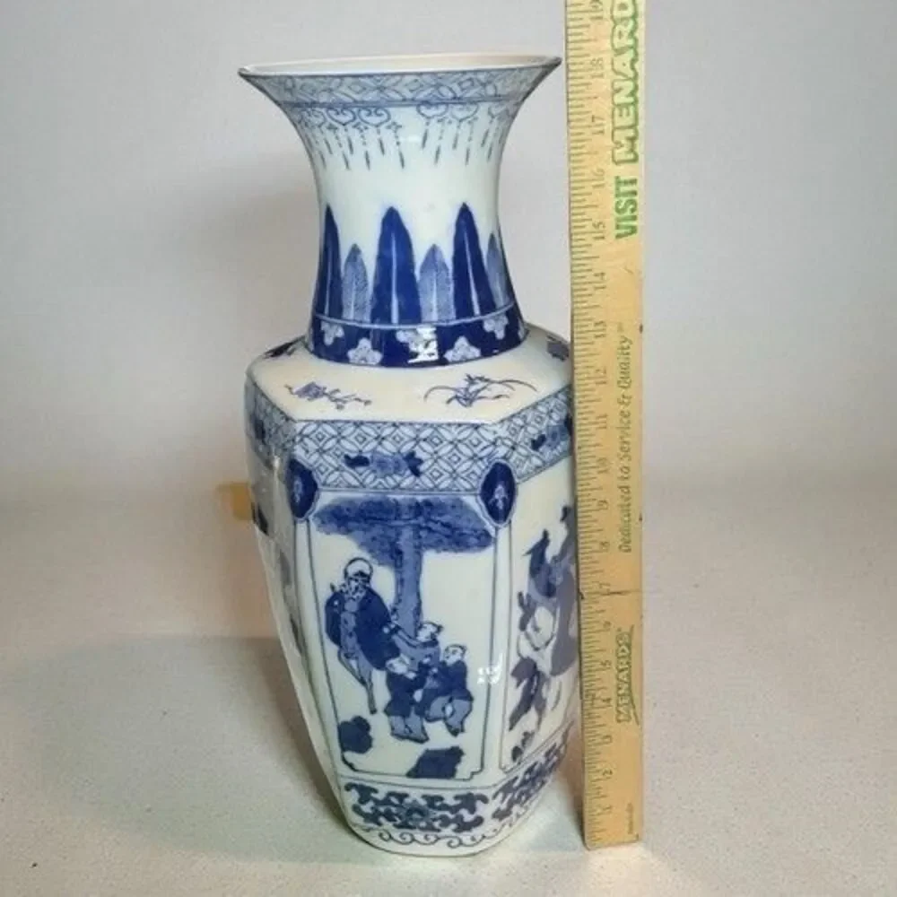 VTG GAO Ancienne Porcelain Hand‎ Painted Chinese Hexagon Panelled Vase 18